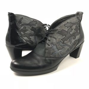 NAOT Baccio Leather Lace up Ankle Boots Black&Gray